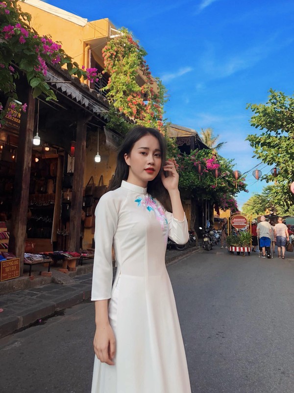 Nu MC VTV xinh dep la thi sinh Hoa hau Viet Nam 2020-Hinh-12