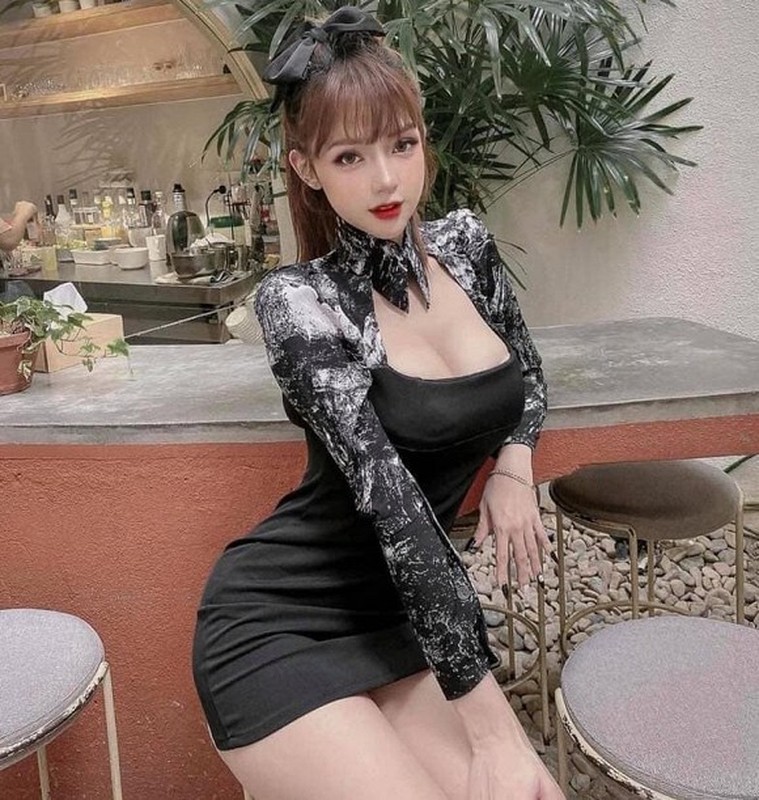 Hot girl chuyen gioi moi noi khien dan tinh bong 