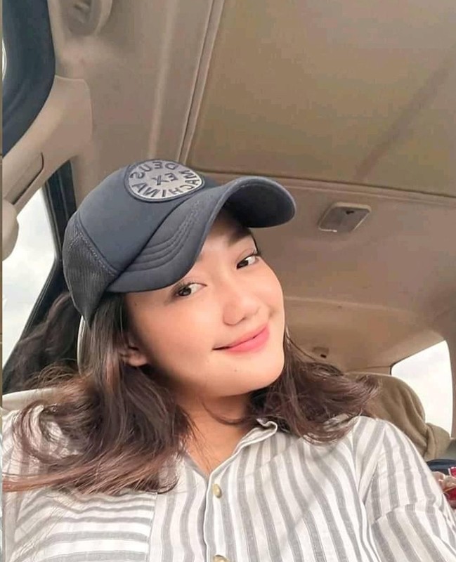 Bang mot dieu nhay, hot girl TikTok khien dan tinh 