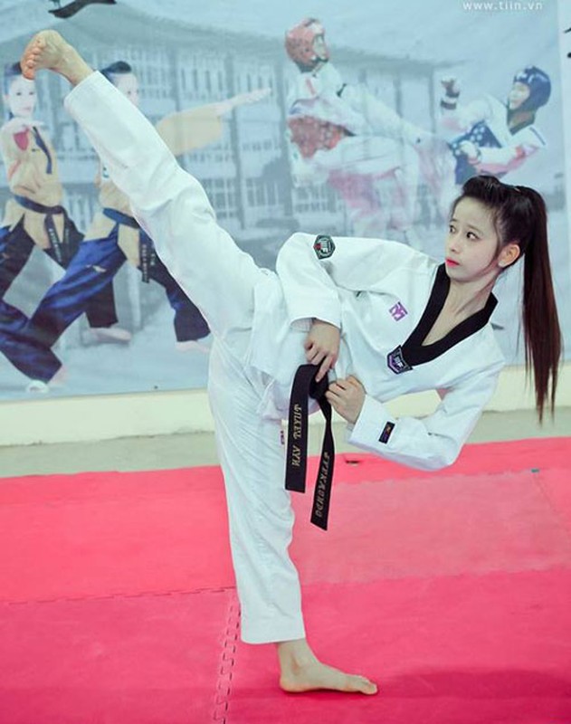 Khoe biet tai xoac chan thuong thua, hot girl Taekwondo Viet gay sot-Hinh-12