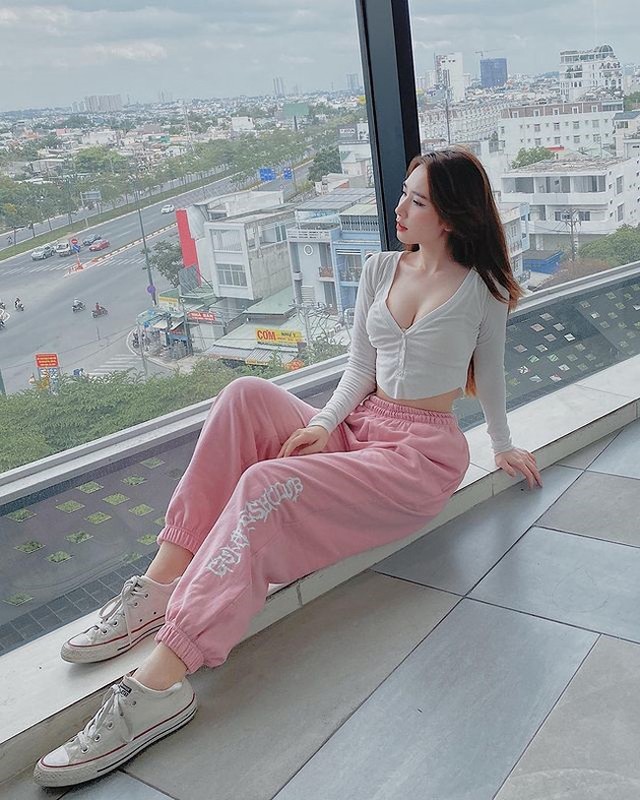 Hot girl Thanh Meo dep, tran day suc song, duoc bao Trung khen het loi-Hinh-3