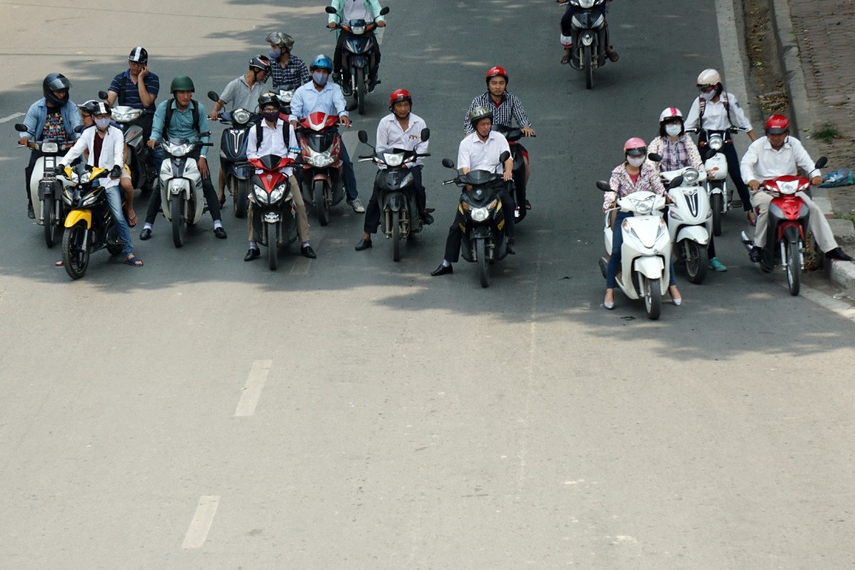 Ha Noi nang nong dinh diem, netizen khoi lai 