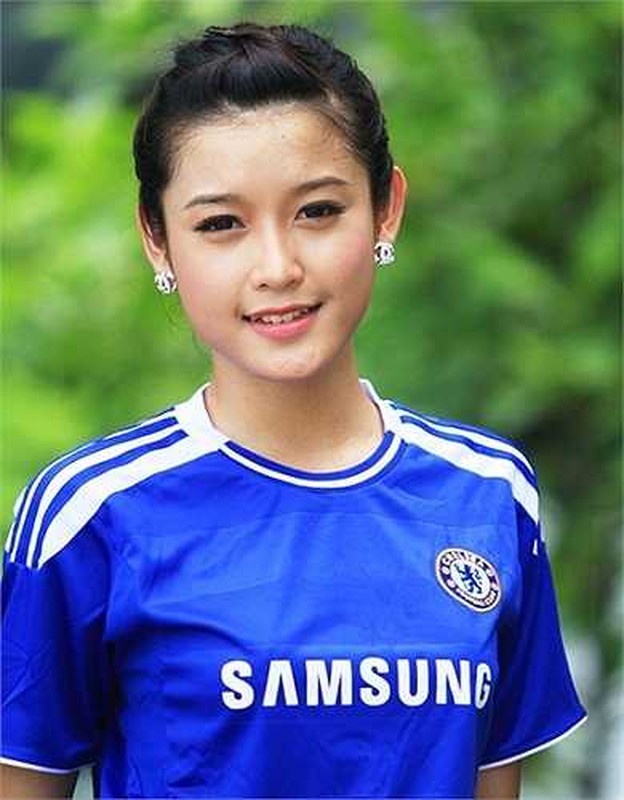 Chelsea vo dich cup C1, A hau Huyen My rang ro het co-Hinh-11