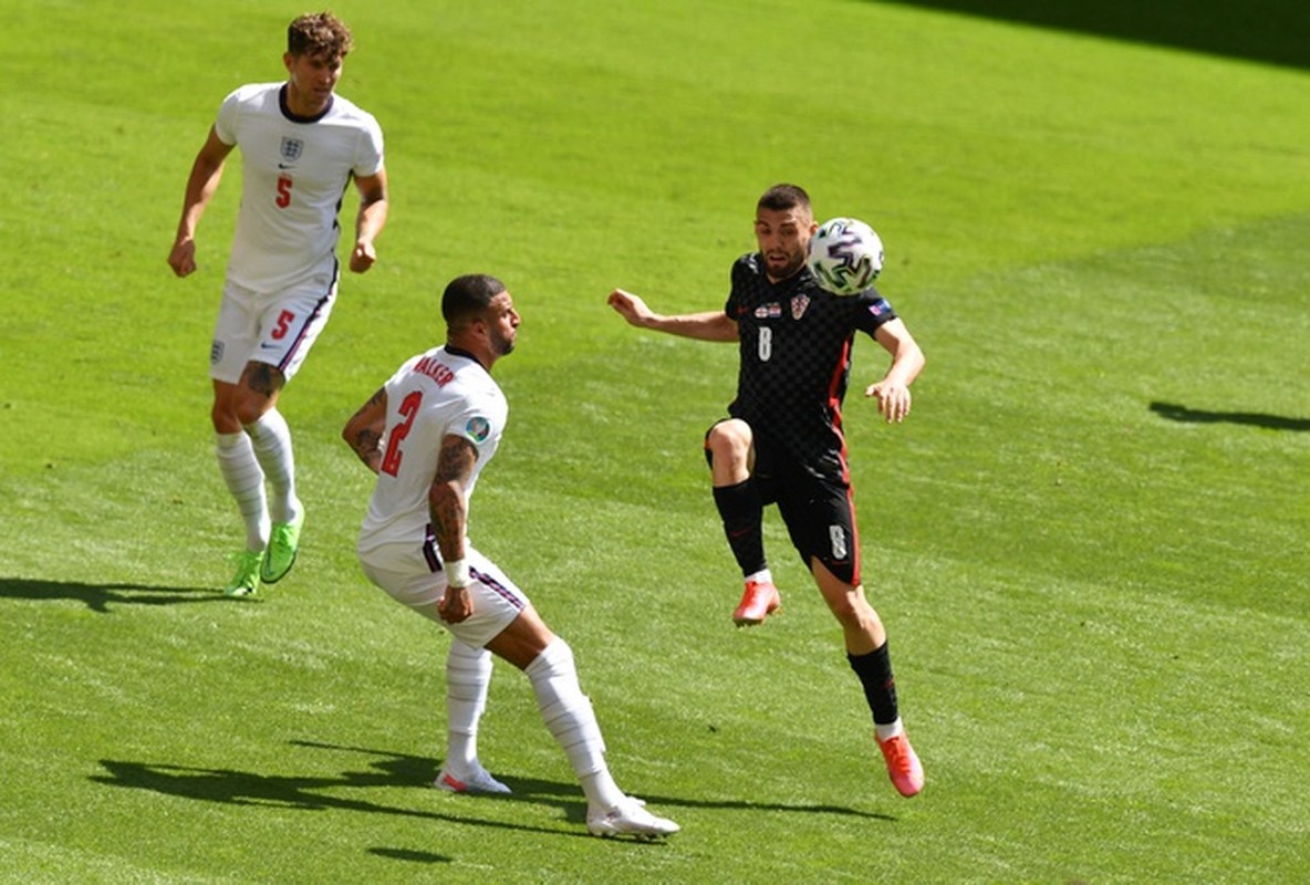 Sterling ghi ban, doi tuyen Anh danh bai Croatia ngay ra quan EURO 2020