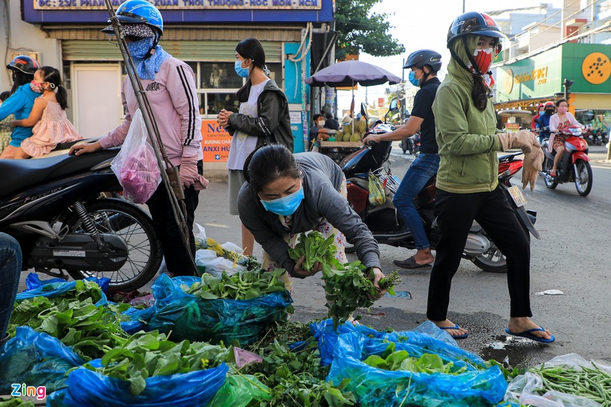 Cho tu phat o TP.HCM van dong sau lenh dung hoat dong-Hinh-4