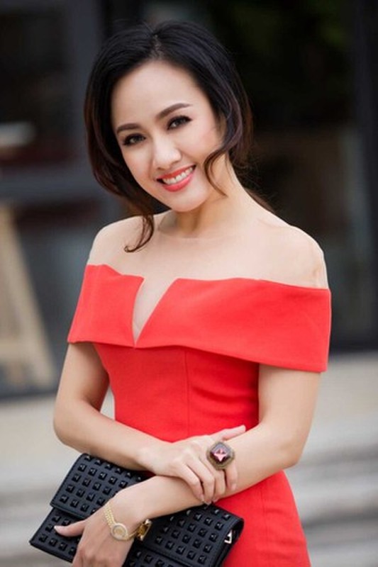 BTV Hoai Anh lo hinh anh dau tien trong cuong vi moi-Hinh-10