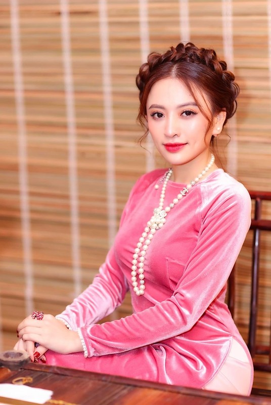 Co gai suyt thanh vo ty phu Hoang Kieu nam ay gio ra sao?-Hinh-3