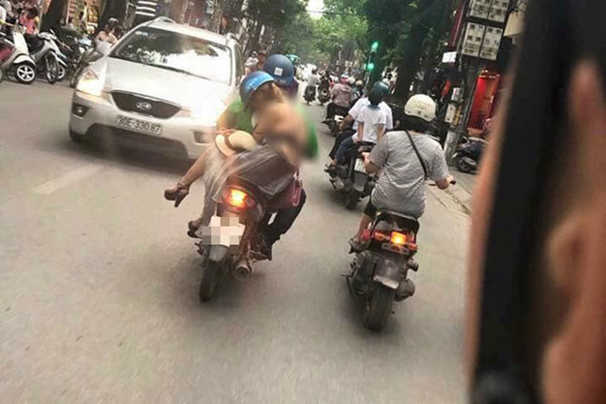 An mac phan cam ra duong, co gai bi netizen khuyen dieu nay-Hinh-11