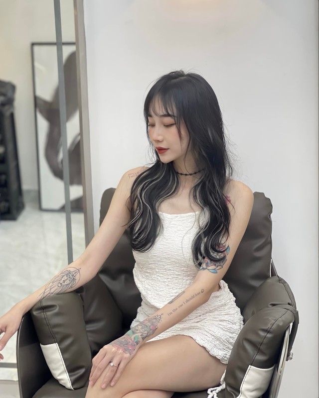 Danh tinh nu streamer to sep ga tinh, an chan tien nhan vien-Hinh-6