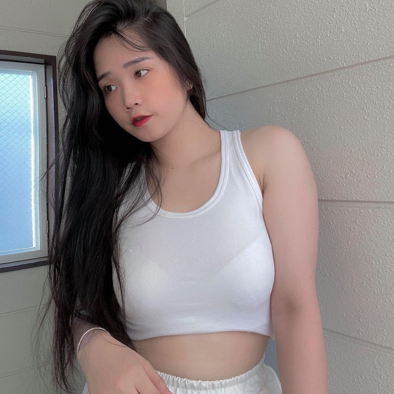 Danh tinh 2 gai xinh Viet so huu vong 1 vuot nguong 1 met-Hinh-6