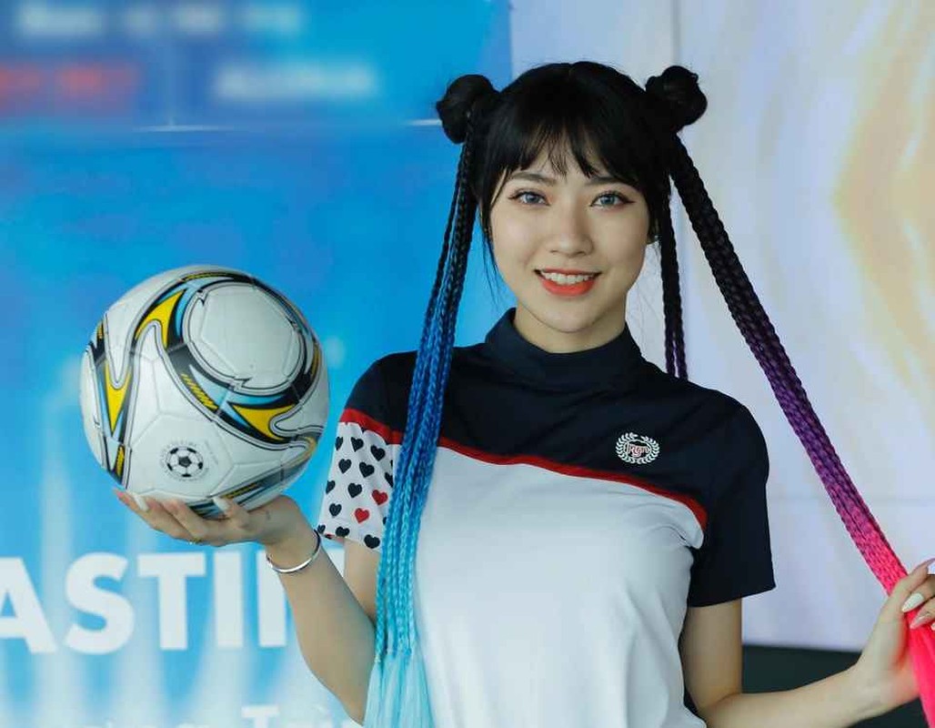 Danh tinh dan hot girl Viet casting san sang don World Cup 2022-Hinh-7