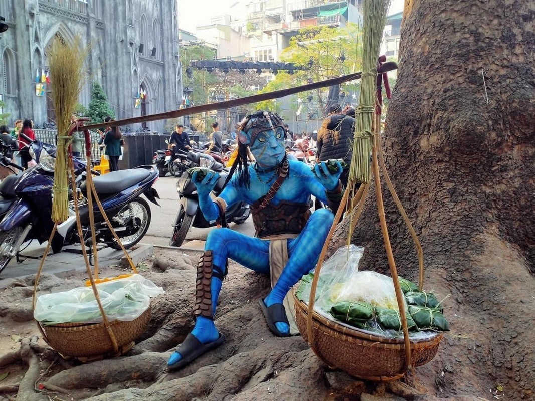 Nguoi Na'vi trong Avatar den duong pho Viet Nam khien netizen cuoi bo-Hinh-6