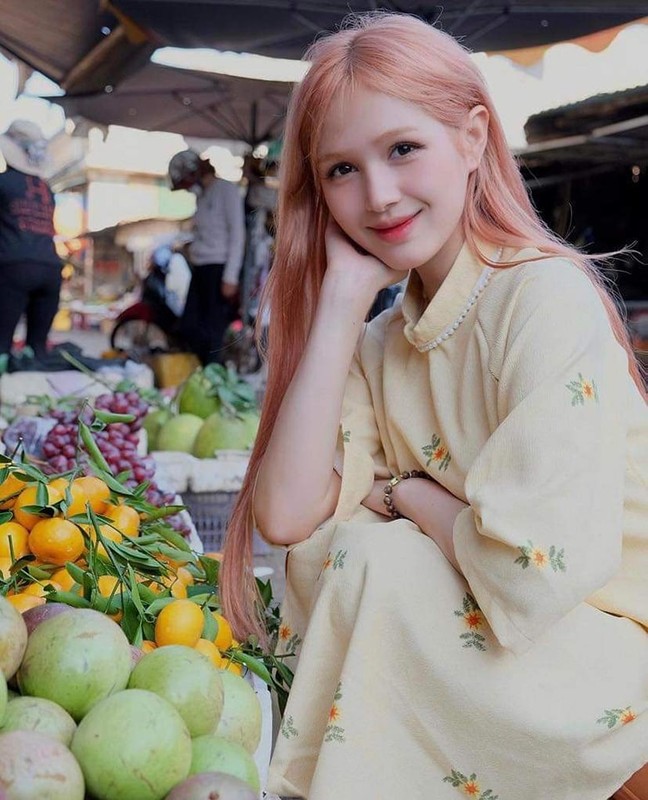 Dien ao dai di cho Tet, Xoai Non bung no visual cuoi nam-Hinh-3