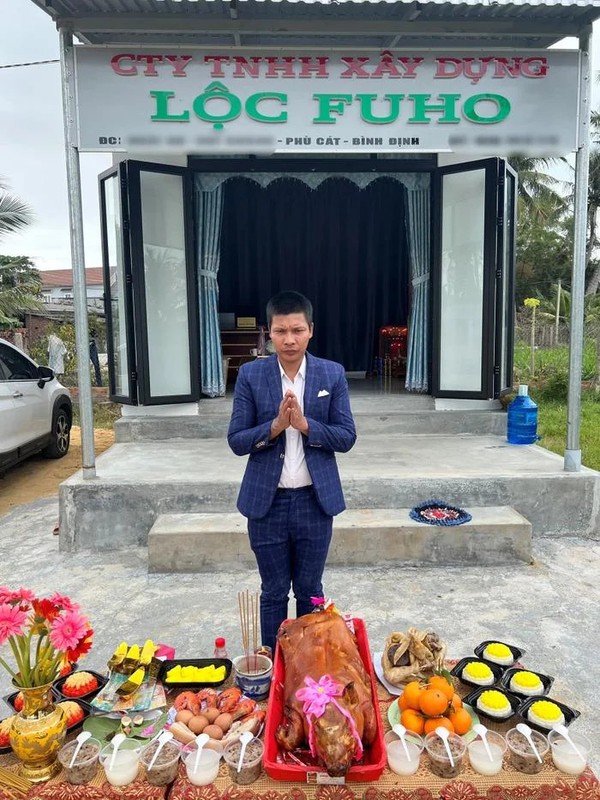 Loc Fuho khoe lam giam doc, netizen de lai binh luan 