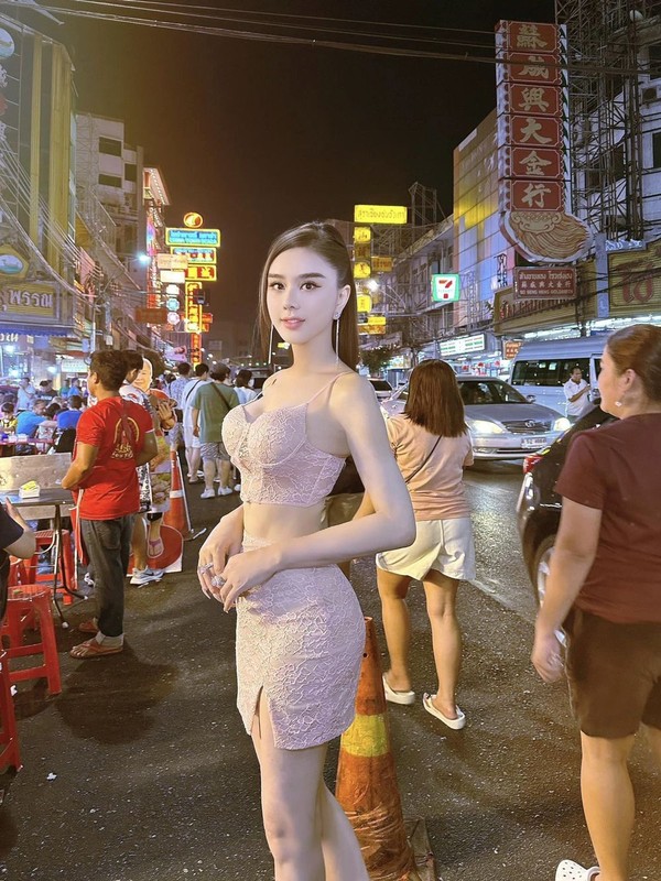 Dan gai xinh Viet tha dang goi cam tai le hoi te nuoc Songkran-Hinh-3