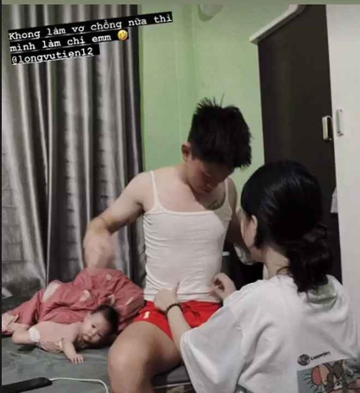 Vo cau thu Vu Tien Long tung camera ghi canh tuong 