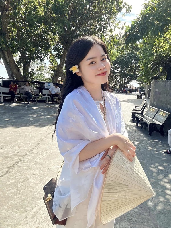 Ban gai cu Quang Hai khoe dang dep muot mat voi bikini-Hinh-6
