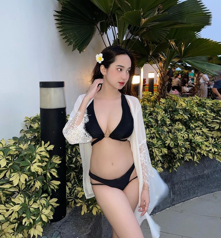 Gai xinh Sai thanh khoe tron body nuot na voi bikini gay sot mang-Hinh-7