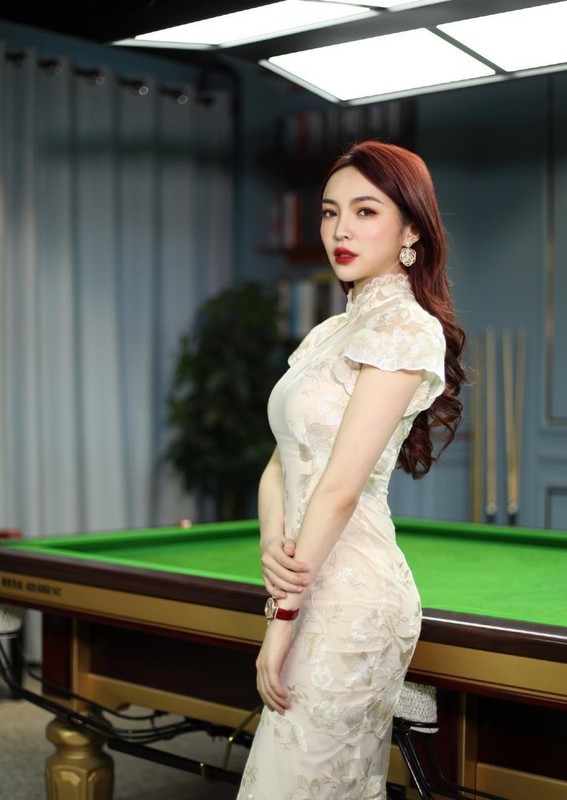 Nu trong tai billiards dep chuan minh tinh man anh la ai?-Hinh-3