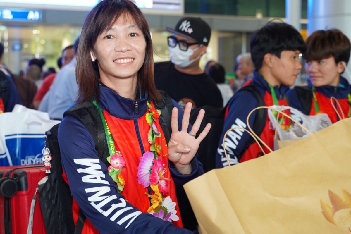 Thuy Trang tiet lo ly do gia tu tuyen nu Viet Nam hau World Cup-Hinh-3