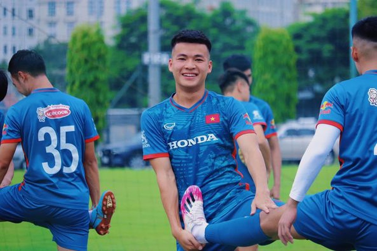 Cau thu U23 Viet Nam bi CDV Indonesia lam phien sau tran chung ket-Hinh-5