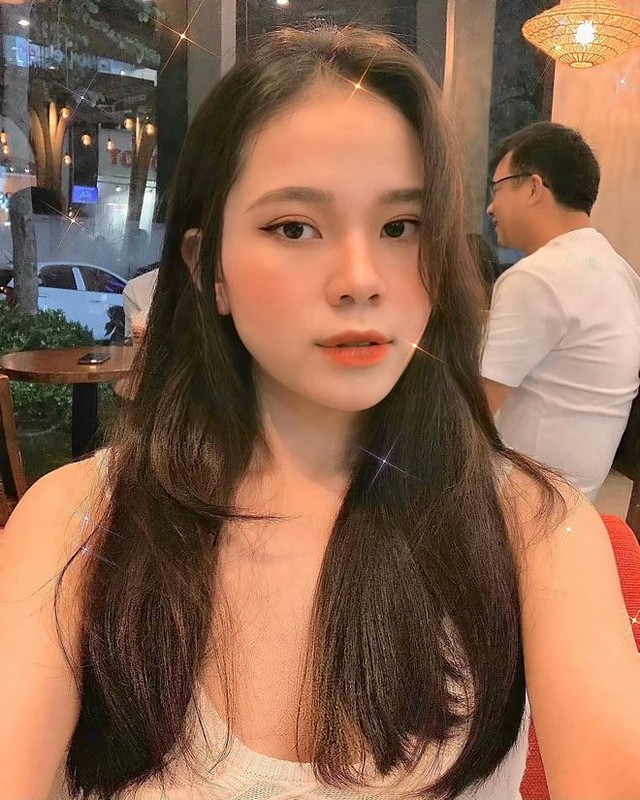 Tuyen thu U23 Viet Nam lay vo xinh khong kem hot girl-Hinh-5