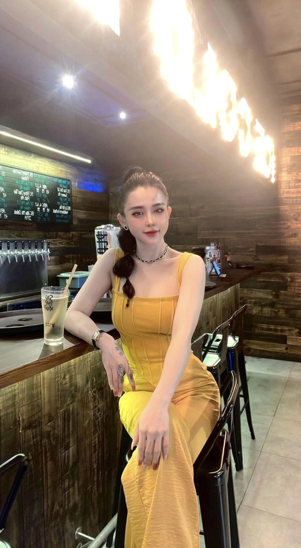 Thuc hu chuyen Khoa Pug vua ve nuoc voi vang cong khai ban gai-Hinh-5