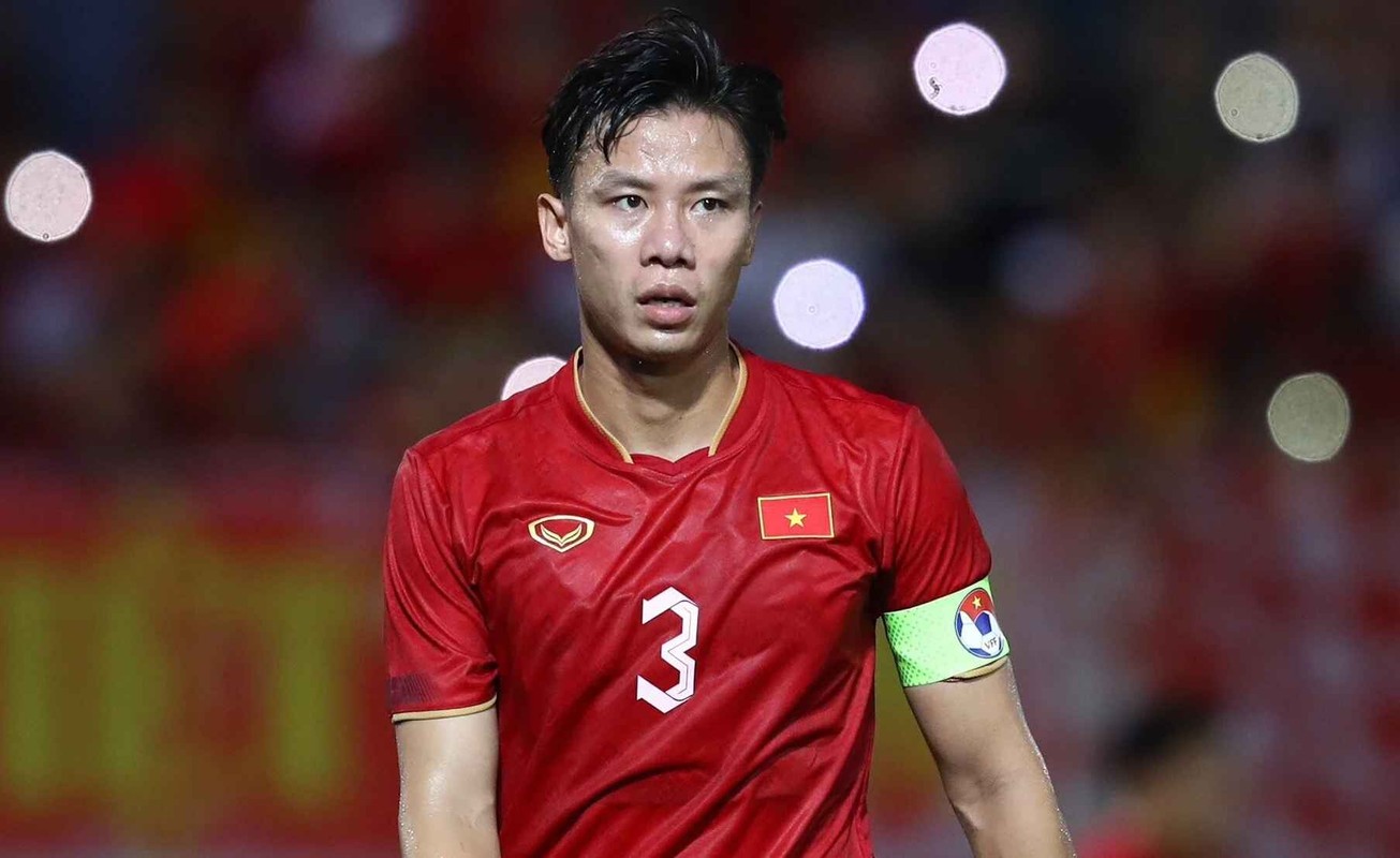 Doi hinh doi tuyen Viet Nam ngoi nha xem Asian Cup 2023 qua tivi-Hinh-3