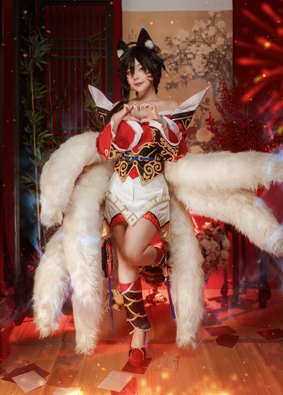 Nu MC Toc Chien tai SEA Games 31 du trend cosplay Ahri gay bao-Hinh-7