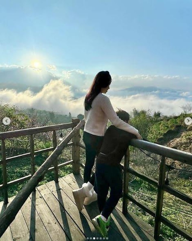 View - 	Ly Kute cùng chồng mới du lịch đầu năm tiết lộ sự trùng hợp