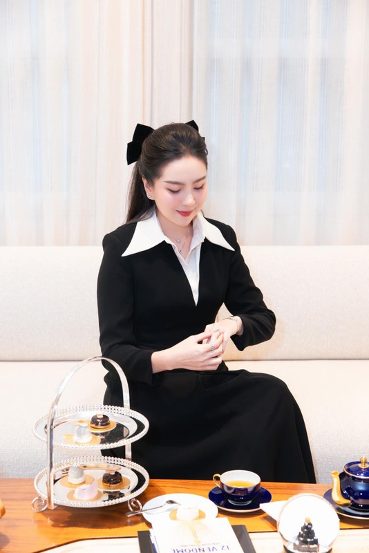 View - 	Nữ MC VTV Mai Ngọc trẻ đẹp cuộc sống viên mãn tuổi 34