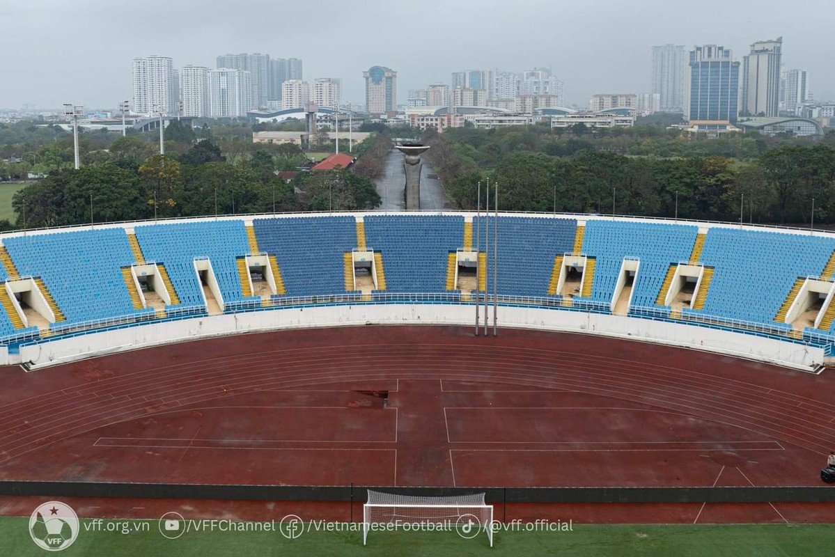 View - 	Tuyển Việt Nam tái đấu Indonesia Mặt cỏ Mỹ Đình đẹp miễn chê