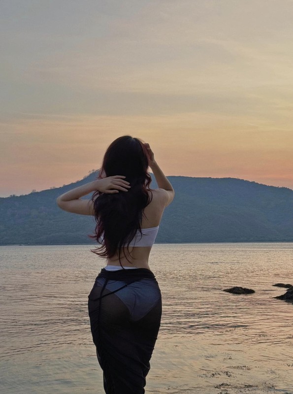 View - 	Hot gymer Nam Định chăm diện bikini khoe body ngàn chị em ước