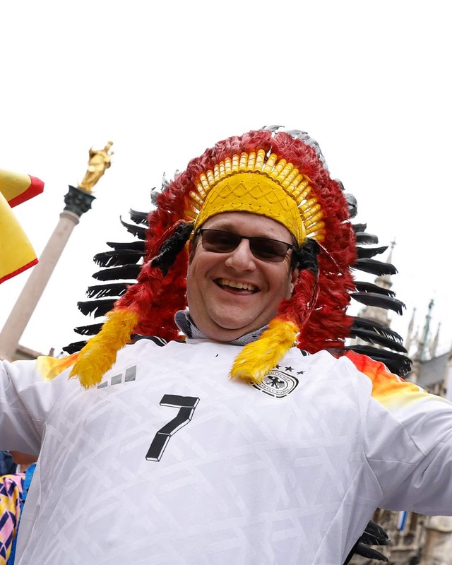 View - 	Lễ khai mạc EURO 2024 ngắn gọn vinh danh huyền thoại Franz Becken