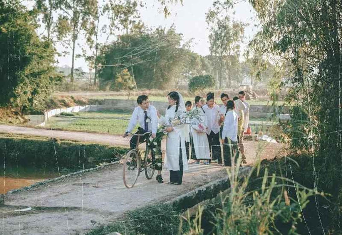 Cap doi Ninh Binh co bo anh cuoi doc dao 