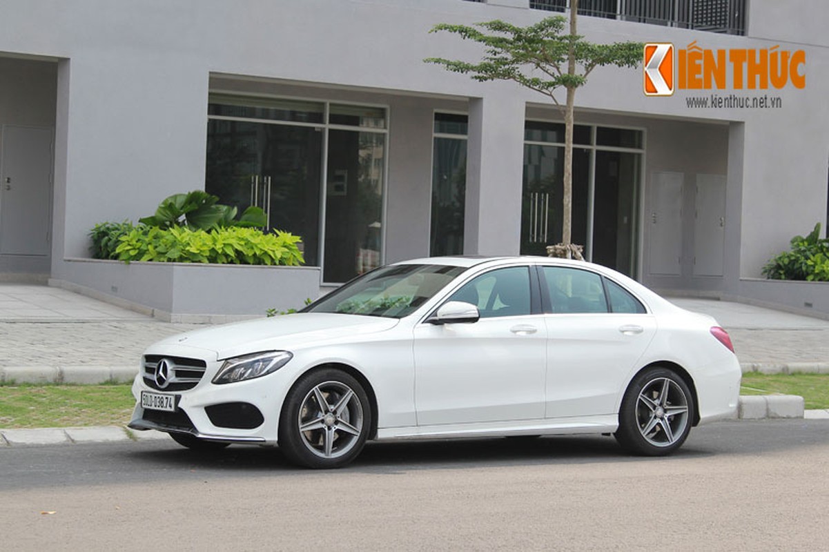 Trai nghiem Mercedes C250 AMG tren pho Sai Gon-Hinh-14