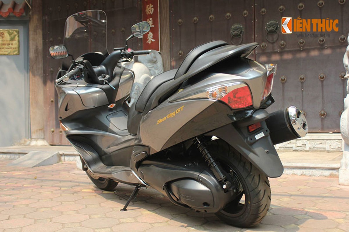 Sieu xe ga duong truong 600cc cua Honda tai Ha Noi-Hinh-12