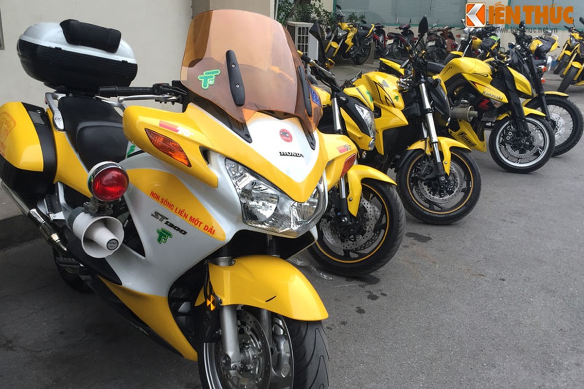 Ngam dan moto hoanh trang tu TP HCM hoi quan ra HN-Hinh-9