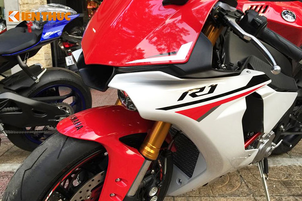 Cap doi sieu moto Yamaha YZF-R1 2015 