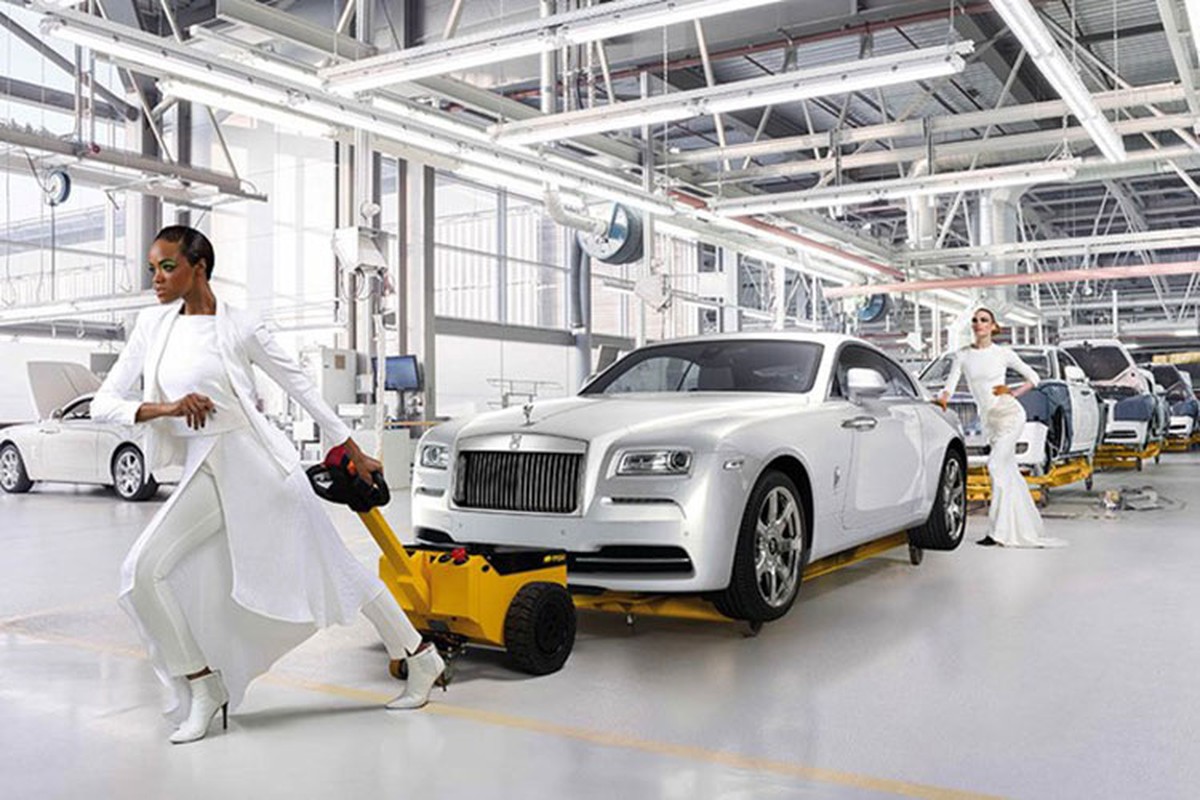 Rolls-Royce Wraith va thoi trang xa xi “dep tung cen ti met“-Hinh-3