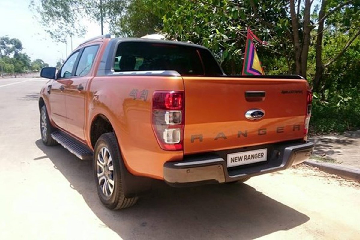 Ford Ranger Wildtrak 2015 chinh hang dau tien tai Ha Noi-Hinh-2