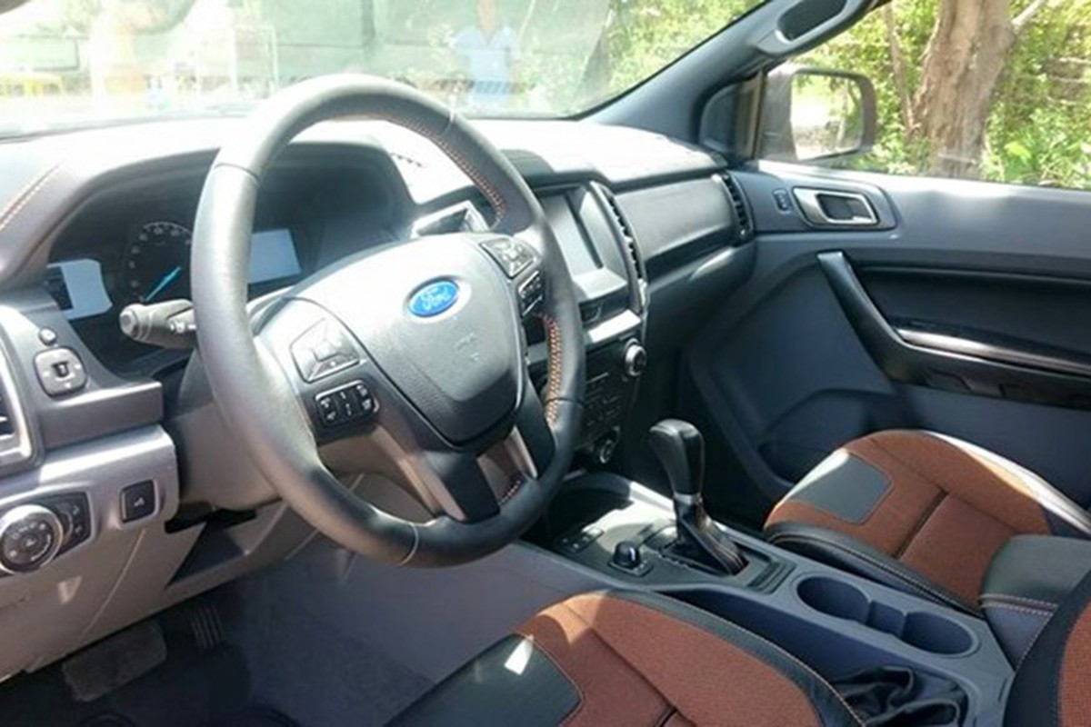 Ford Ranger Wildtrak 2015 chinh hang dau tien tai Ha Noi-Hinh-6