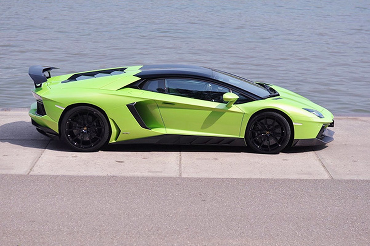 Ngam ban do Lamborghini Aventador 