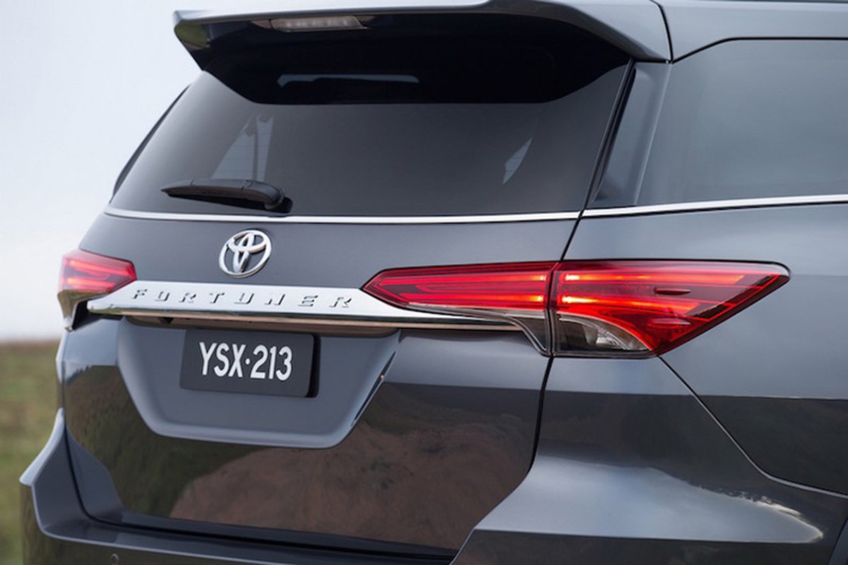 Toyota Fortuner 2016 co gia tu 700 trieu dong voi 5 phien ban-Hinh-5