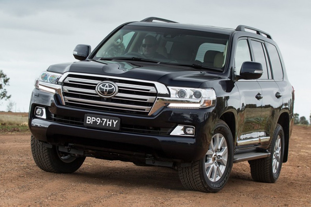 Ban nang cap Land Cruiser 2016 facelift co gi 