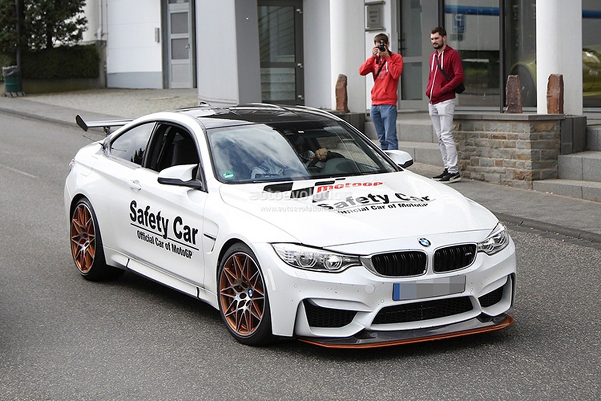 Mau BMW M4 GTS bat ngo xuat hien tren duong thu-Hinh-4