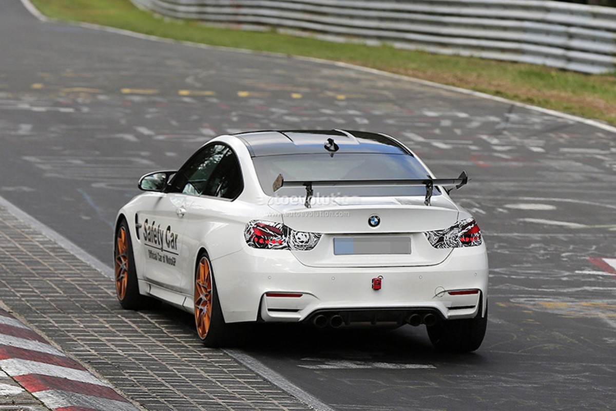 Mau BMW M4 GTS bat ngo xuat hien tren duong thu-Hinh-8