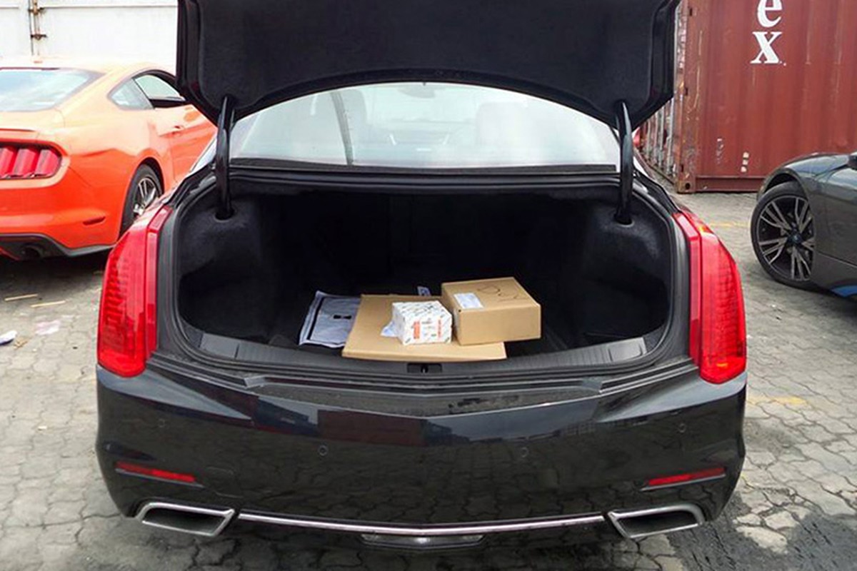 Can canh xe sang Cadillac CTS 2015 dau tien ve Viet Nam-Hinh-6