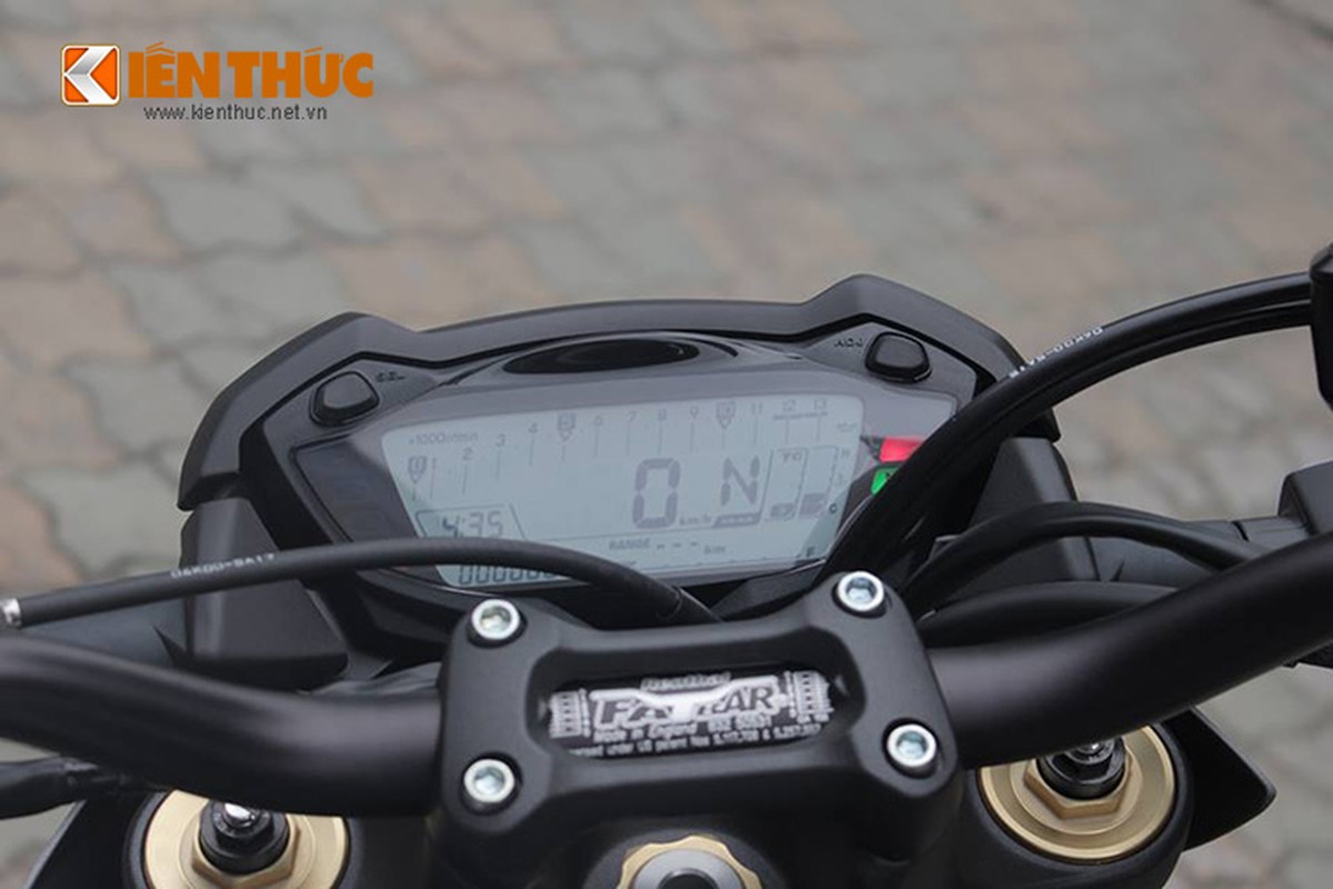 Naked bike Suzuki GSX-S1000 2015 dau tien ve Ha Noi co gi?-Hinh-4