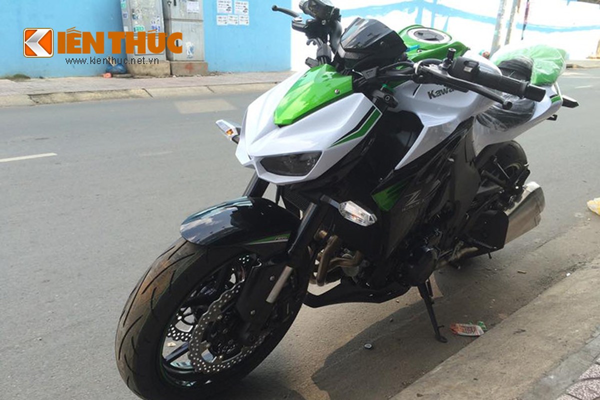 Dap thung Kawasaki Z1000 2016 trang dau tien ve Viet Nam-Hinh-3